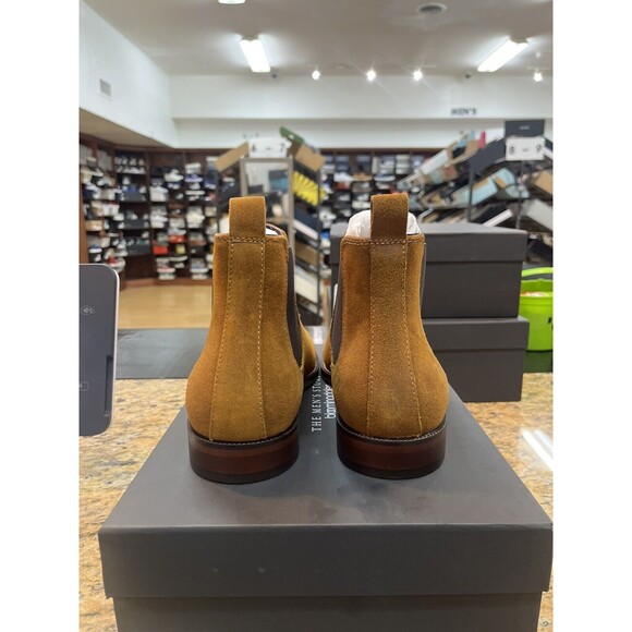 The Men's Store at Bloomingdale's Chelsea Boots Men's Tan Suede Pull On Sz 10.5 - Picture 3 of 6